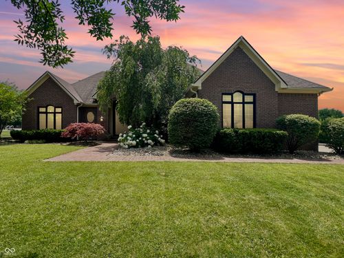3893 Bent Tree Ln, Greenwood, IN, 46143-9080 | Card Image