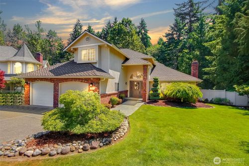 209 Sw 331st Pl, Federal Way, WA, 98023-6182 | Card Image