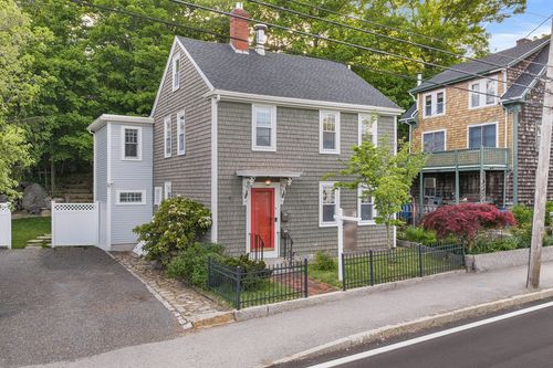 8 Granite St, Rockport, MA, 01966-1421 | Card Image