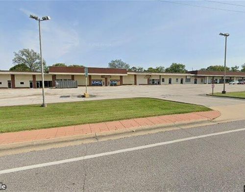 4424 Woodson Rd, Saint Louis, MO, 63134-3702 | Card Image