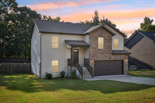 1864 Red Fox Trl, Clarksville, TN, 37042-6607 | Card Image