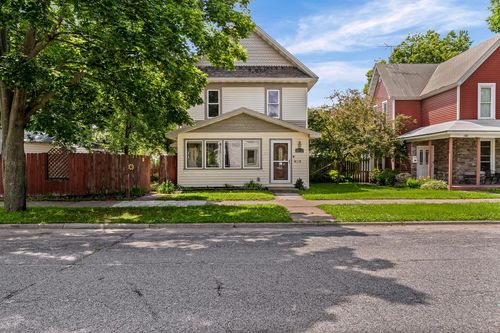 1519 Kane St, La Crosse, WI, 54603-2271 | Card Image