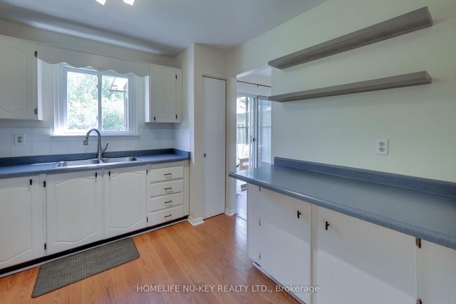 219 Cundles Rd W, House attached with 3 bedrooms, 1 bathrooms and 2 parking in Barrie ON | Image 19