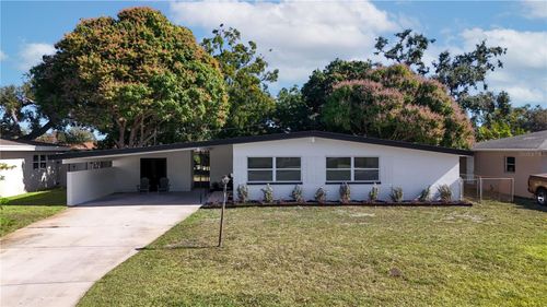 5868 Grove St S, ST PETERSBURG, FL, 33705-5536 | Card Image