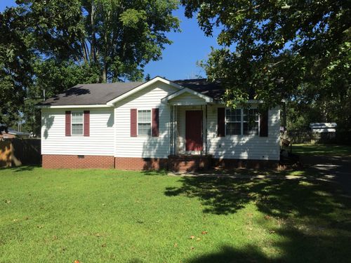 205 Robertson St, Tullahoma, TN, 37388-2418 | Card Image