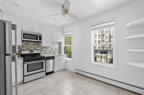 2-14 Coles St, Jersey City, NJ, 07302-3412 | Card Image