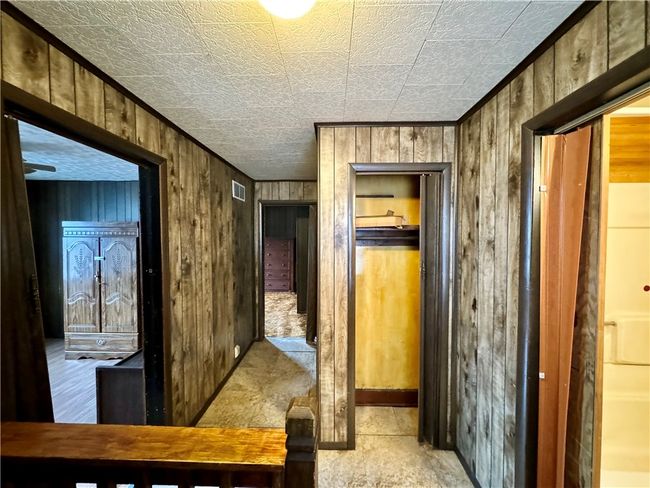 1043 Irwin St, House other with 3 bedrooms, 2 bathrooms and null parking in Aliquippa PA | Image 11