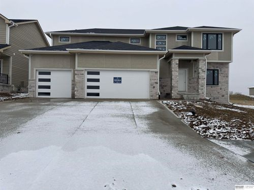 21420 Z St, Elkhorn, NE, 68022-5516 | Card Image