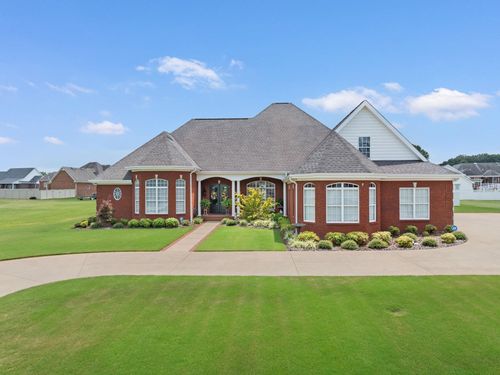 508 Woodfern Dr, Killen, AL, 35645-6893 | Card Image