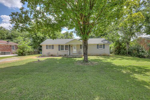 140 Parrish St, LA VERGNE, TN, 37086-3025 | Card Image