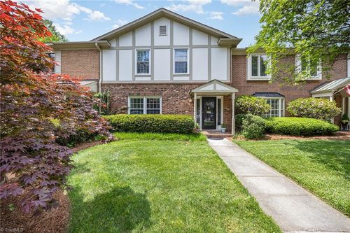 unit-b-15 Fountain Manor Dr, Greensboro, NC, 27405-8030 | Card Image