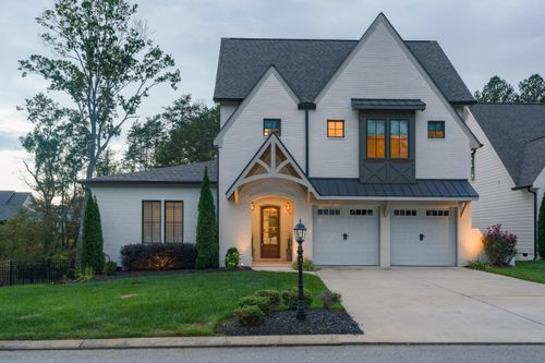 9550 Wolf Creek Trl, Ooltewah, TN, 37363-1752 | Card Image