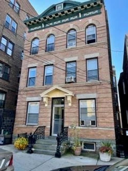 apt-1r-209 65th St, West New York, NJ, 07093-3168 | Card Image
