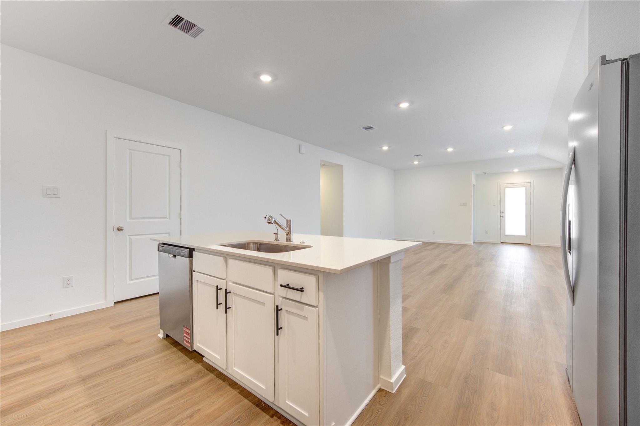 Residential Lease in Magnolia 2