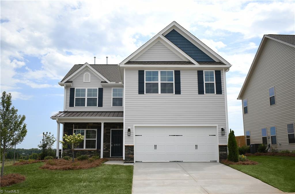 Flat Rock Dr, Winston Salem, NC 27127