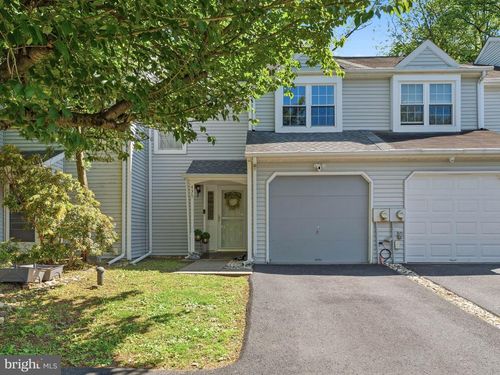 436 Whittier Dr, LANGHORNE, PA, 19053-1946 | Card Image