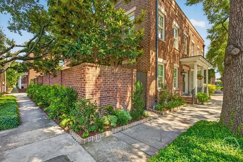 462 Montgomery St, Savannah, GA, 31401-4864 | Card Image
