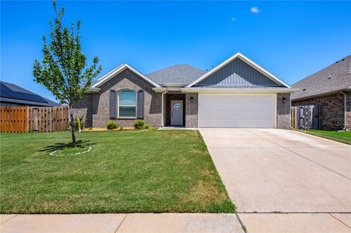 712 Diamond Ave, Lowell, AR, 72745-5011 | Card Image