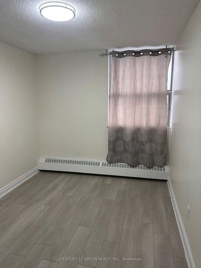 908 - 2645 Kipling Ave, Condo with 2 bedrooms, 1 bathrooms and 1 parking in Etobicoke ON | Image 10