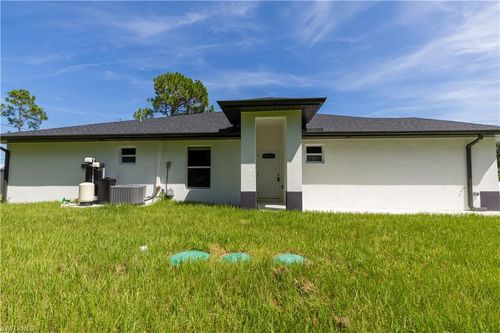4800 Nelson Dr, Lehigh Acres, FL, 33973-6061 | Card Image