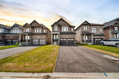 22 Prince Philip Blvd, Ayr, ON, N0B1E0 | Card Image