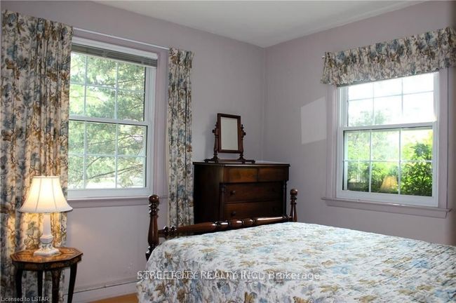 1517 Gloucester Road, House other with 4 bedrooms, 3 bathrooms and 10 parking in London North ON | Image 11
