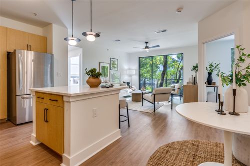 apt-237-4605 Cedar Springs Rd, Dallas, TX, 75219-1370 | Card Image