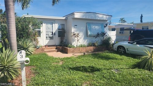 3 Derwent Blvd, FORT MYERS, FL, 33908-3409 | Card Image