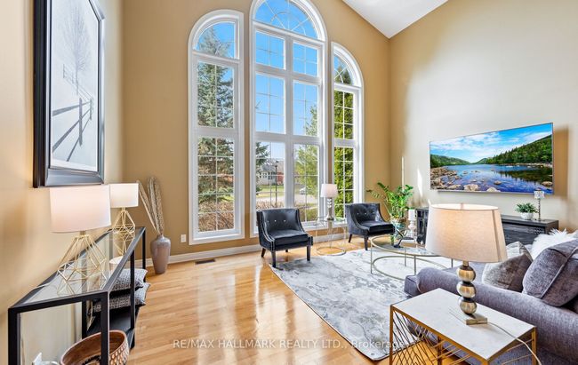 37 Witherspoon Way, House other with 4 bedrooms, 4 bathrooms and 9 parking in Nobleton ON | Image 8