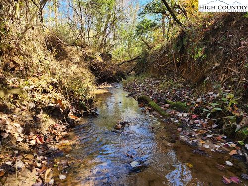 701 Moravian Falls Rd, Wilkesboro, NC, 28697-7802 | Card Image