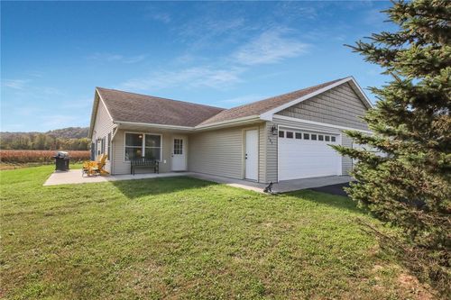 109 Nelson Dr, ELMWOOD, WI, 54740-8847 | Card Image