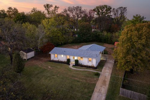 102 La Via Dr, Hendersonville, TN, 37075-4912 | Card Image