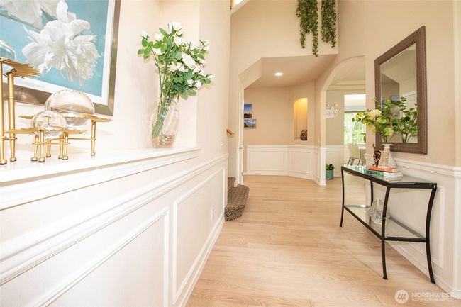 Entrance to Stairs / Loft. | Image 19