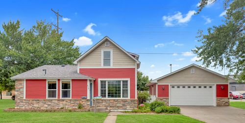 616 Pierce Ave, New Richmond, WI, 54017-1136 | Card Image