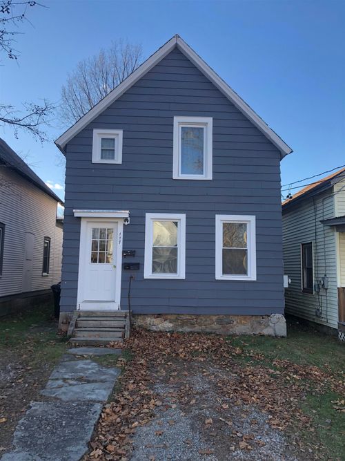 117 Putnam St, Bennington, VT, 05201-2349 | Card Image