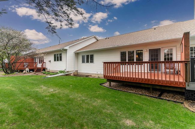 2912 W 4 Th St, Condo with 3 bedrooms, 2 bathrooms and null parking in Cedar Falls IA | Image 31