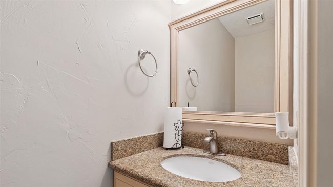 Half Bathroom | Image 20