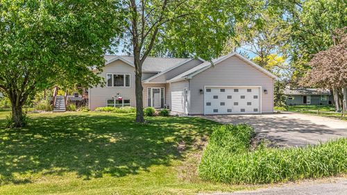3393 Harbor Bay Road, OSHKOSH, WI, 54901 | Card Image