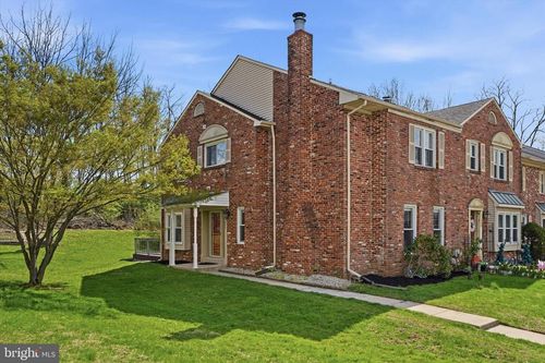 537 Susan Dr, KING OF PRUSSIA, PA, 19406-3912 | Card Image