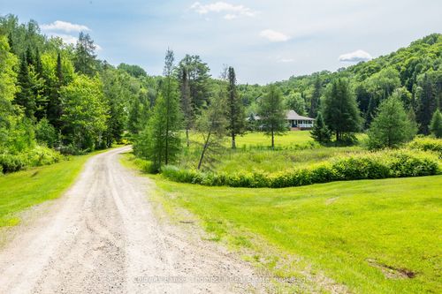 448 Long Lake Rd, Emsdale, ON, P0A1Z0 | Card Image