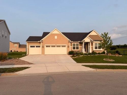 180 Emerald Ct, Port Washington, WI, 53074 | Card Image