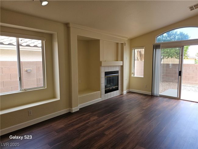 916 Autumn Royal Ln, House other with 3 bedrooms, 2 bathrooms and null parking in Las Vegas NV | Image 7