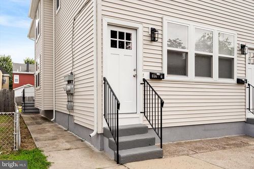 2-656 Schiller Ave, HAMILTON, NJ, 08610-6032 | Card Image