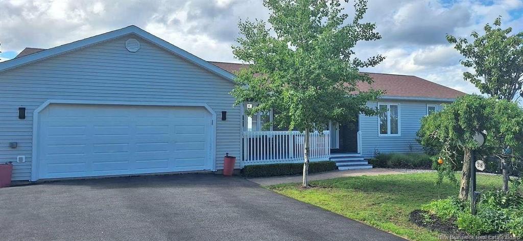 Residential in Grand Bay-Westfield