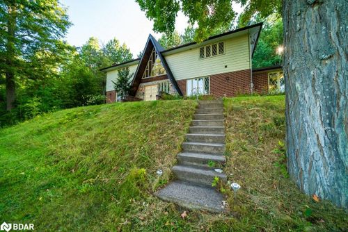 17100 41 Highway, Addington Highlands, ON, K0H1K0 | Card Image