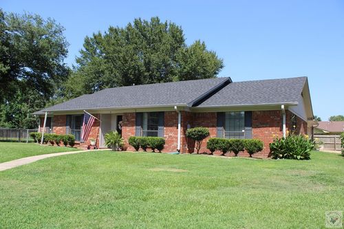4 Debbie Cir, Texarkana, AR, 71854-3326 | Card Image