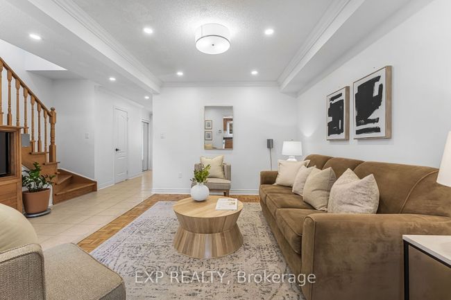 16 La Pinta St, House attached with 3 bedrooms, 3 bathrooms and 2 parking in Maple ON | Image 14