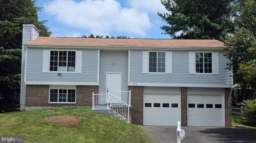 2929 Ashdown Forest Dr, HERNDON, VA, 20171-2318 | Card Image