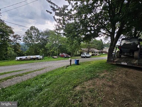 105 Pine Ave, Wheeling, WV, 26003 | Card Image