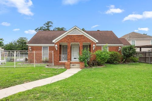 5201 Irvington Blvd, Houston, TX, 77009-1946 | Card Image